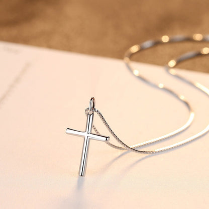 Collier croix argent moderne