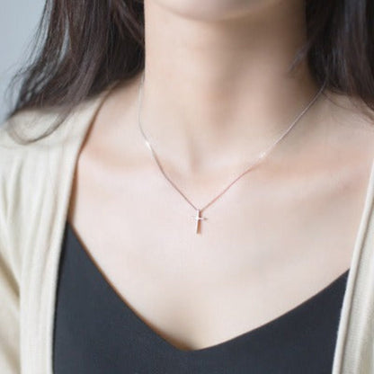 Pendentif croix en argent