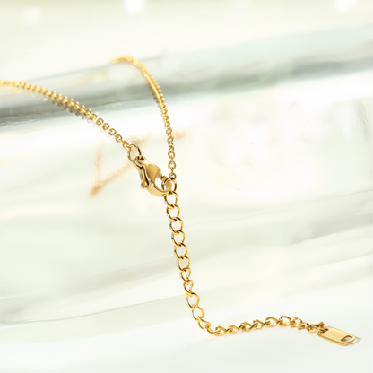 Collier Initiale Élégante
