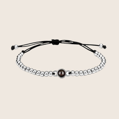 Bracelet à perles métalliques avec projection photo, bracelet personnalisable sur cordon noir, souvenir précieux au poignet, modèle Josue — photo 1