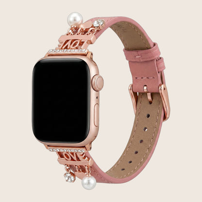 Bracelet Apple watch chic avec charms scintillants pour un look radieux, love et coeurs, modèle Erdia — photo 1