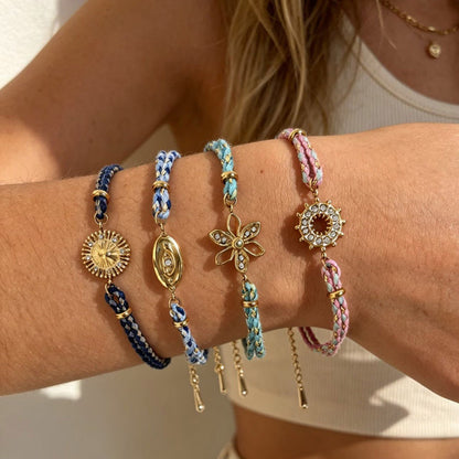 Bracelet Ajustable en Nylon Tressé, Pendentif Doré Scintillant, Acier Inoxydable et Zirconium, Bijou Élégant pour Femme, modèle Alira — photo 2