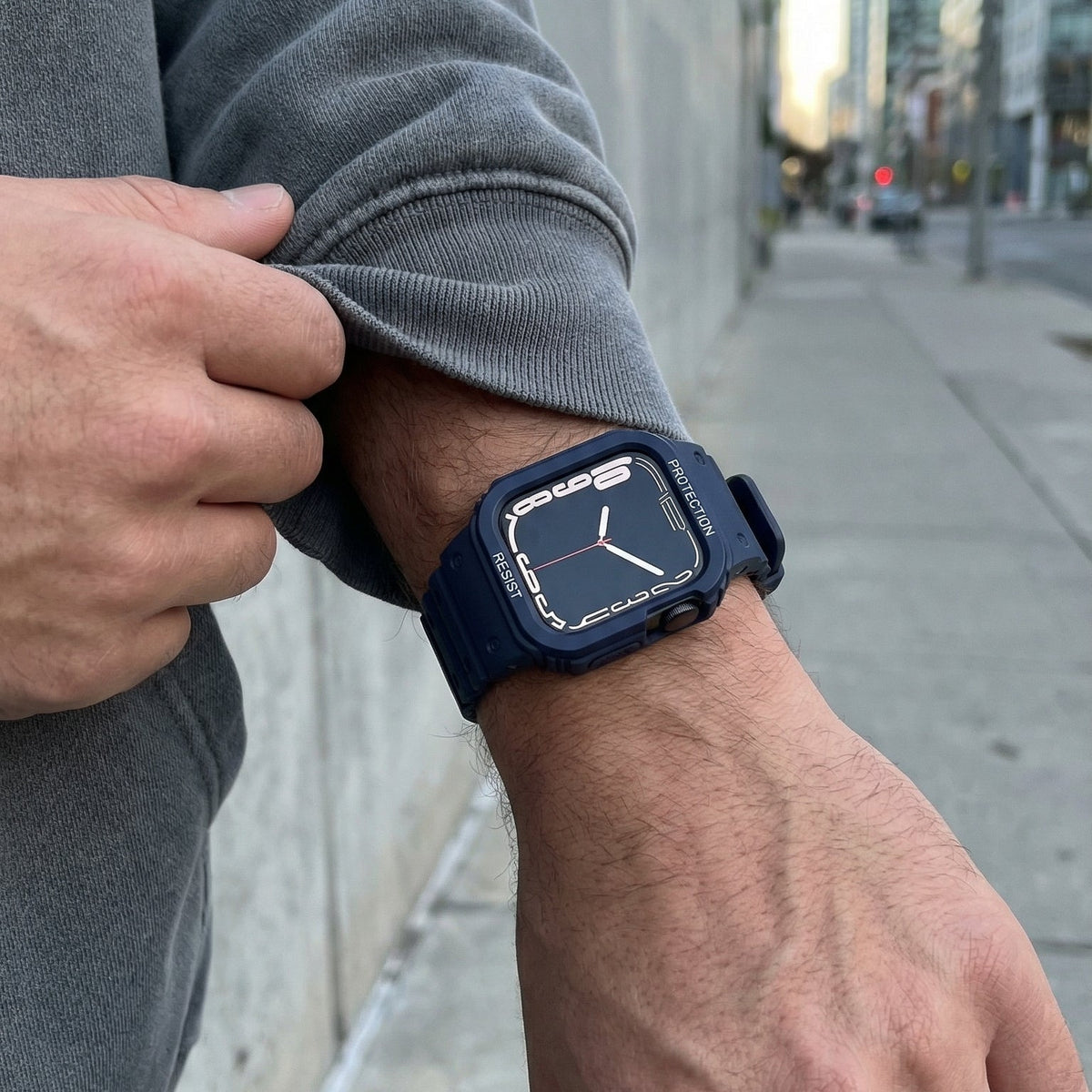 Bracelet Apple Watch avec coque intégrale en silicone, protection renforcée résistante aux chocs, fermoir magnétique ajustable, modèle Penz — photo 3
