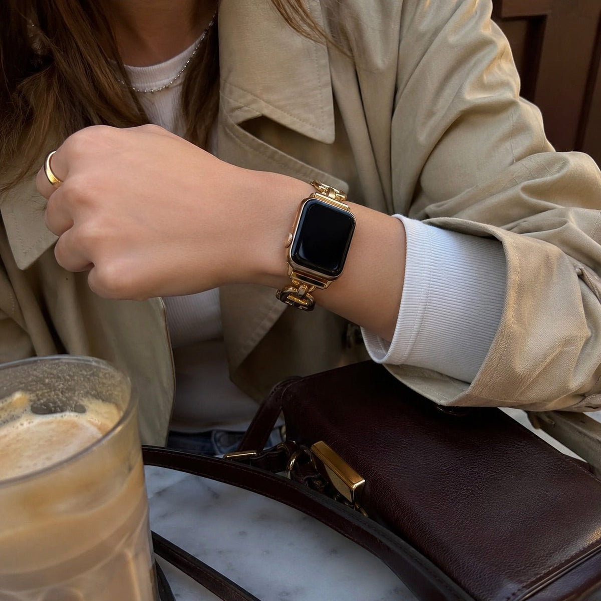 Bracelet Apple Watch à maillons en acier inoxydable, longueur réglable sans outil, allure chic et lumineuse, modèle Zurika — photo 3