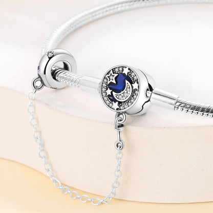Bracelet à charm maille serpent, motif lune et étoiles, personnalisable, pour femme, modèle Ione — photo 4