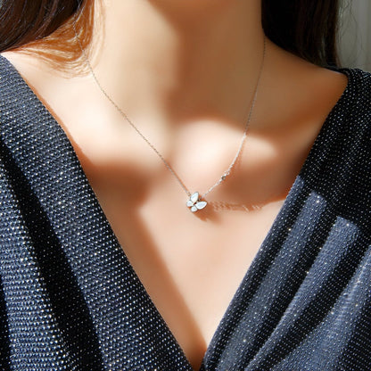 Collier papillon en nacre, argent 925, doré champagne ou argenté, modèle Olga