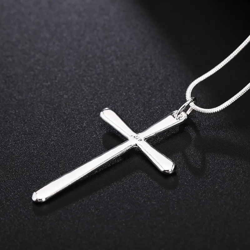 Collier croix moderne